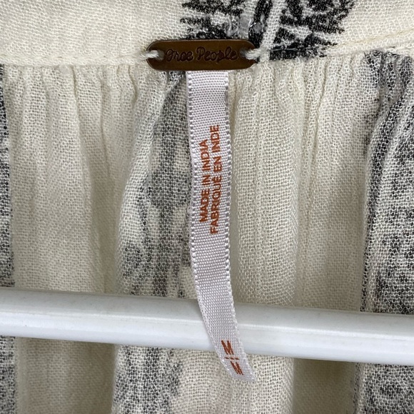 Free People Magic Pullover in Vanilla Combo - Picture 6 of 10